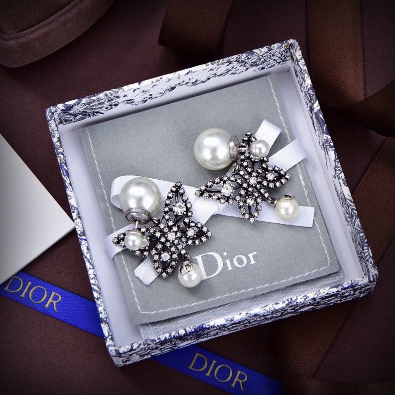 chr1st1an D10r earrings